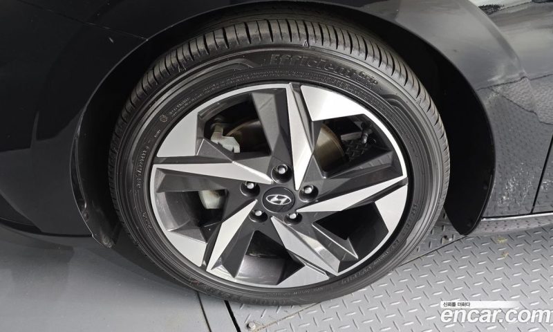 Hyundai Avante 1.6