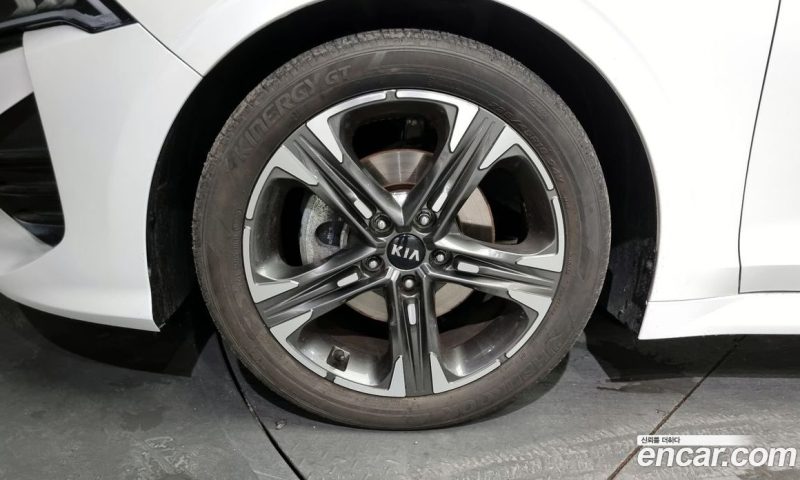Kia K5 2.0