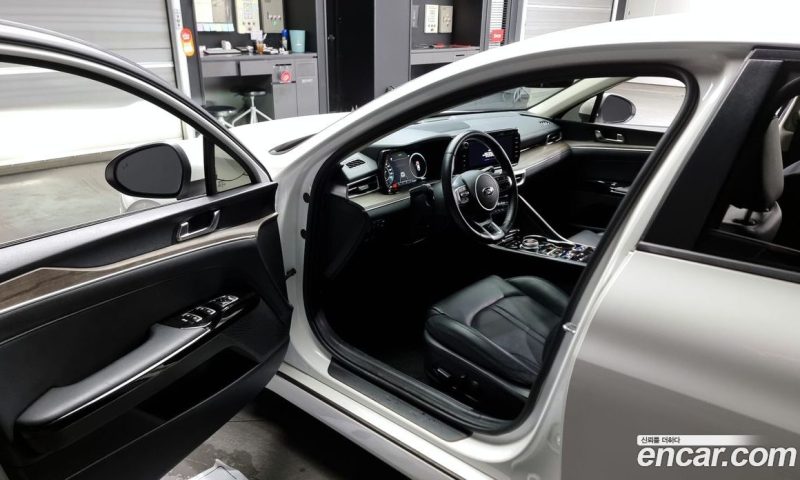 Kia K5 2.0