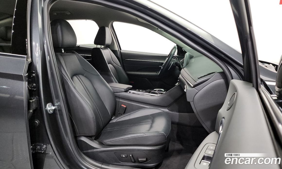 Hyundai Sonata 2.0