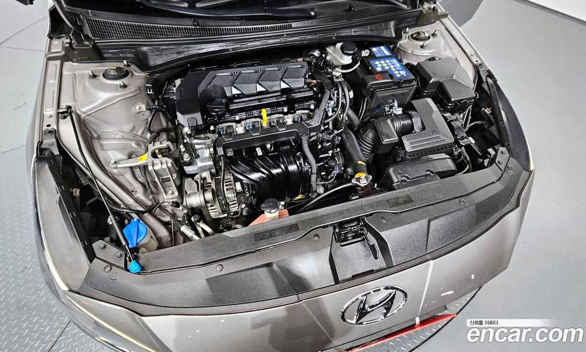 Hyundai Avante 1.6