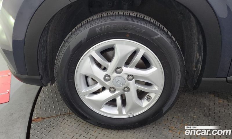 Hyundai Venue 1.6 Modern Plus