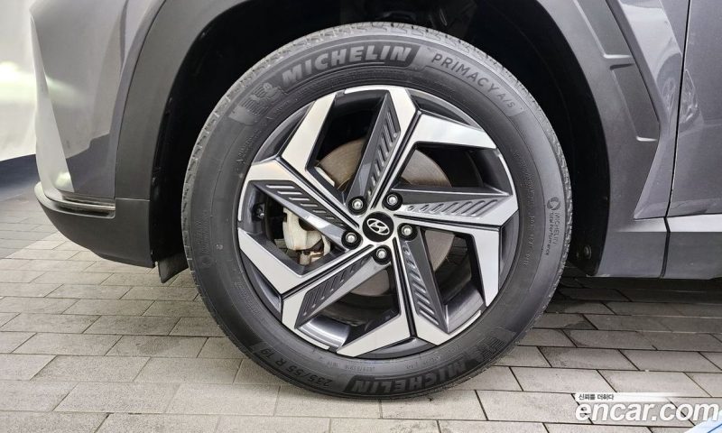 Hyundai Tucson Gasoline 1.6 Turbo 2WD