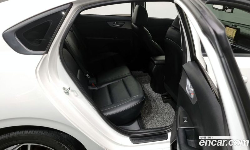 Kia K3 1.6