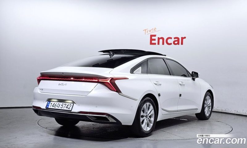 Kia K8 2.5 Gasoline 2WD