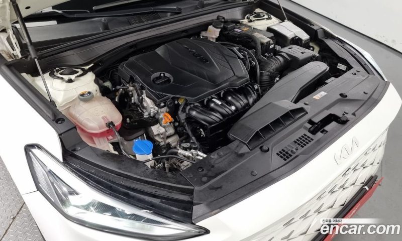 Kia K8 2.5 Gasoline 2WD