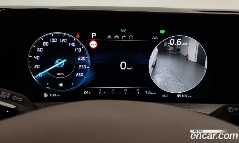 Kia K8 2.5 Gasoline 2WD