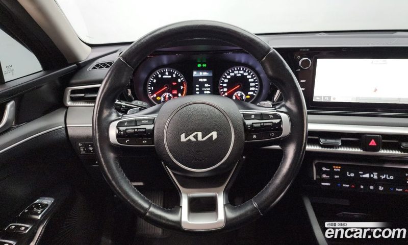 Kia K5 2.0