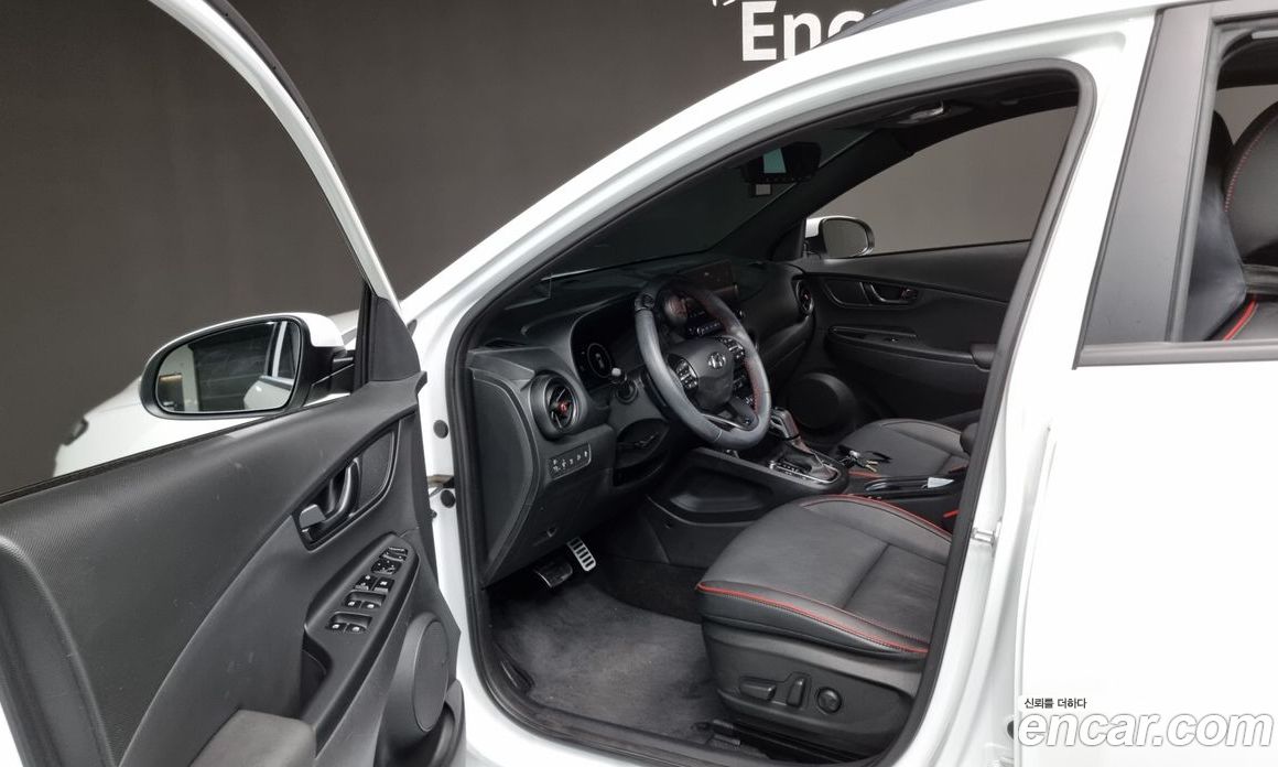 Hyundai Kona Gasoline 1.6 Turbo 4WD