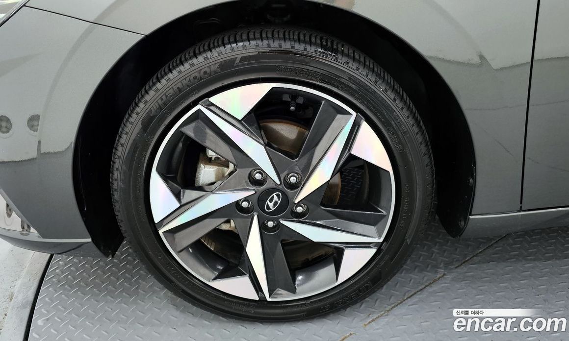Hyundai Avante 1.6