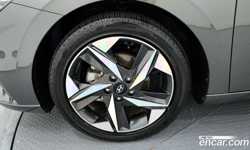 Hyundai Avante 1.6