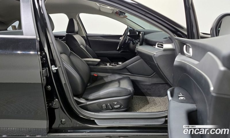Kia K5 2.0