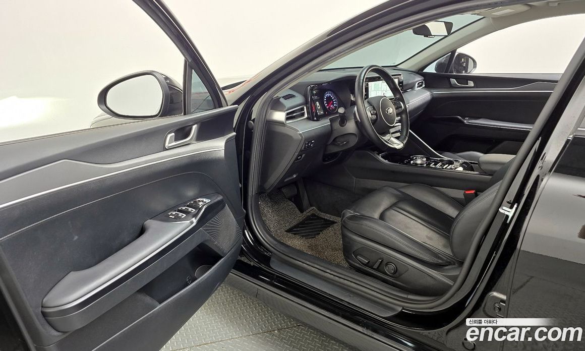 Kia K5 2.0