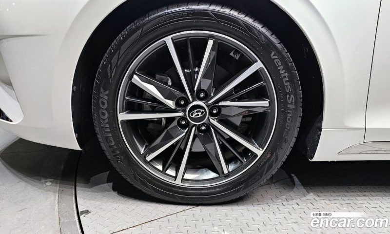 Hyundai Grandeur 2.5