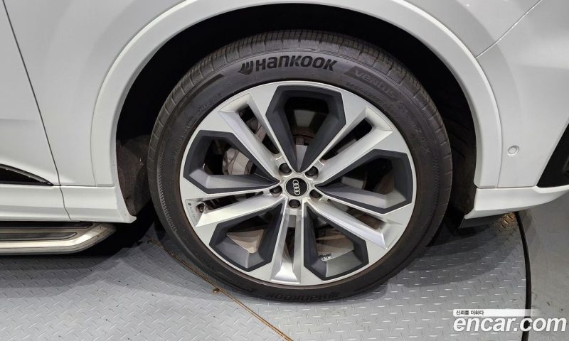 Audi Q7 55 TFSI Quattro Premium