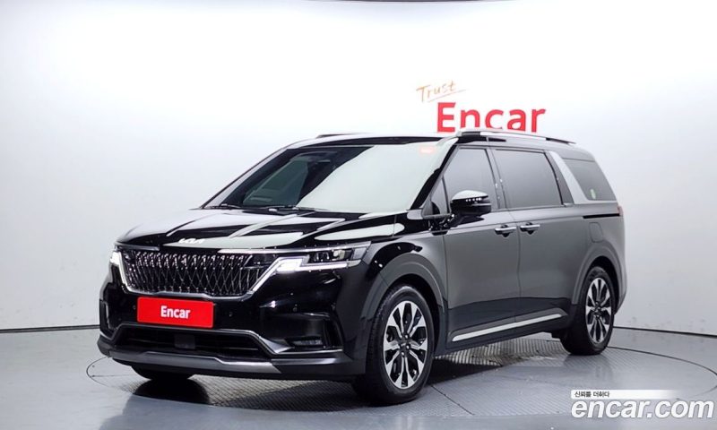 Kia Carnival 9-Seater Signature
