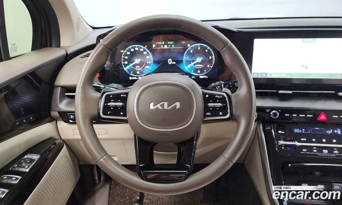 Kia Carnival 9-Seater Signature