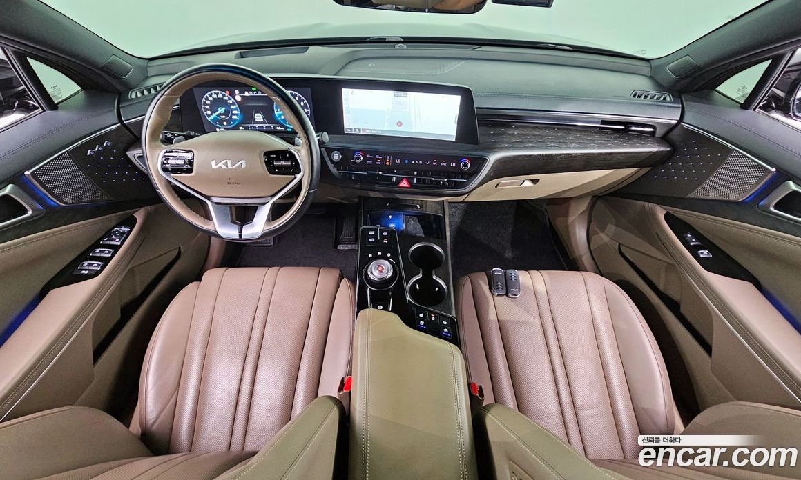 Kia K8 2.5 Gasoline 2WD