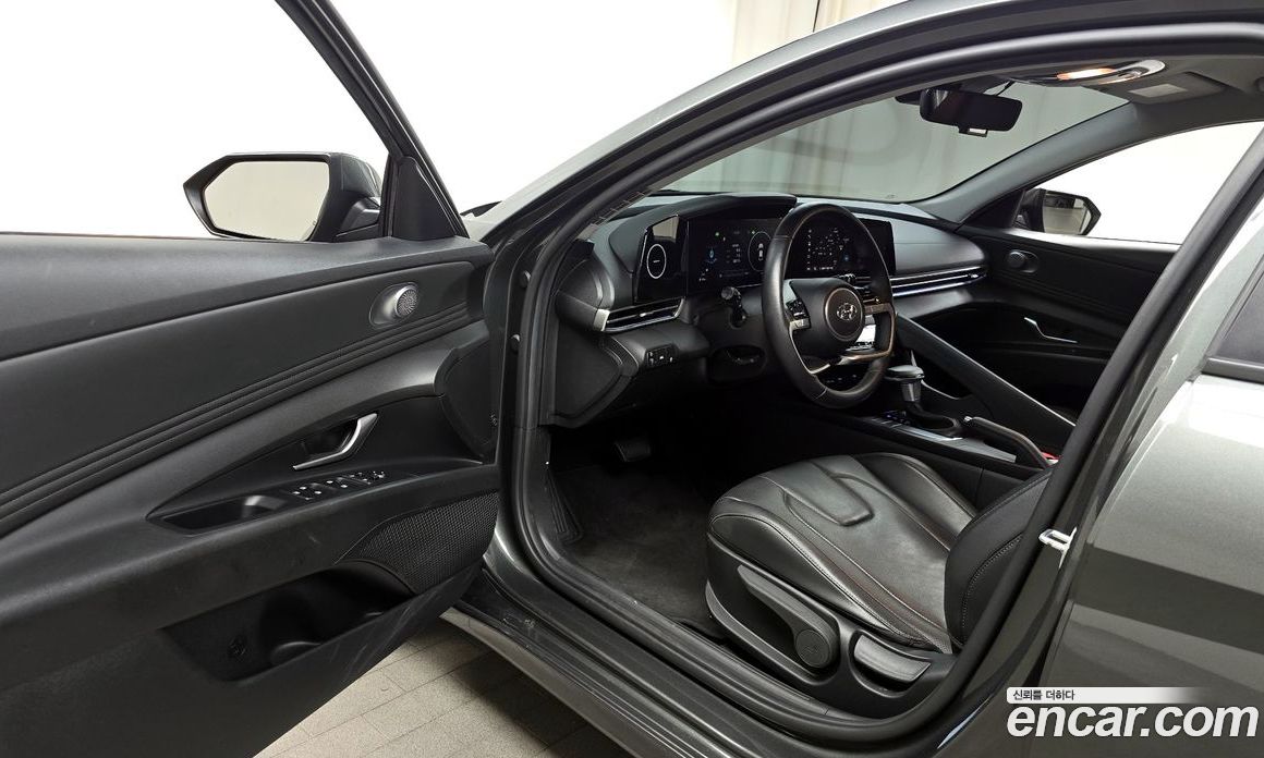 Hyundai Avante 1.6