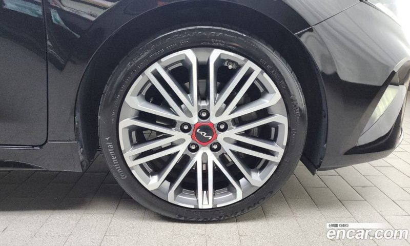 Kia K3 1.6 Turbo GT 5Door