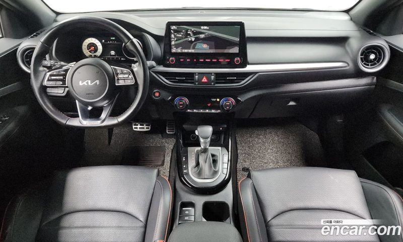Kia K3 1.6 Turbo GT 5Door