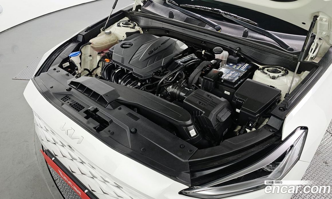 Kia K8 2.5 Gasoline 2WD