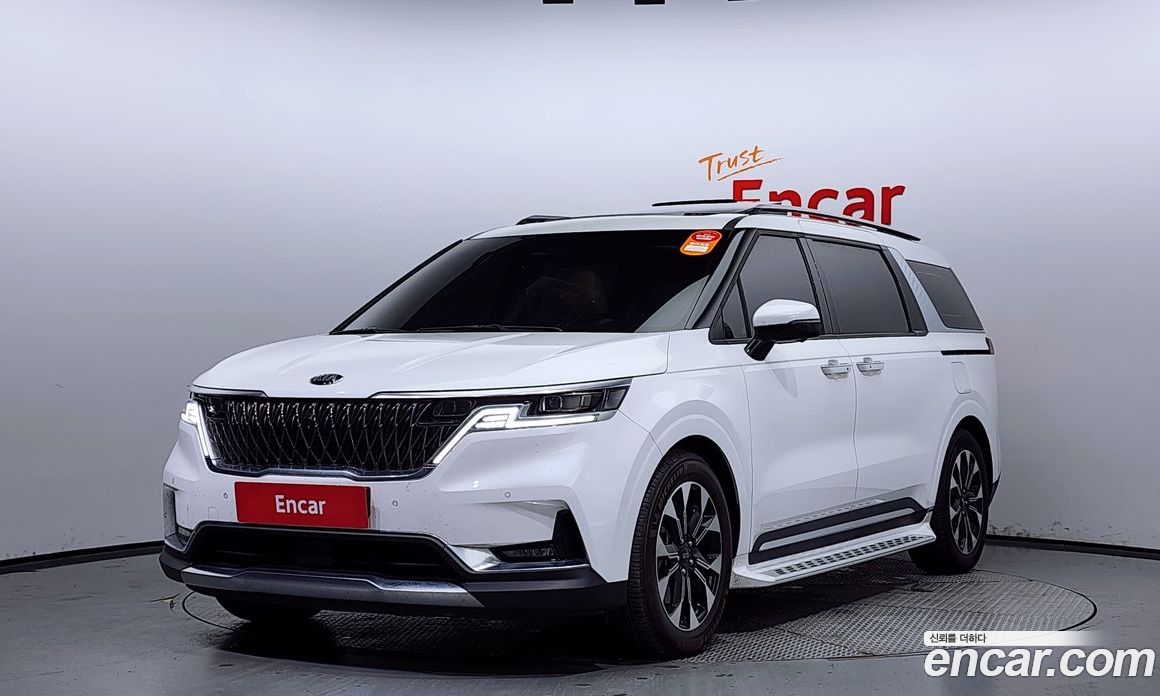 Kia Carnival 9-Seater Signature