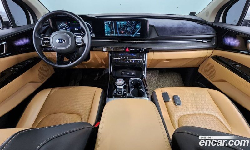 Kia Carnival 9-Seater Signature