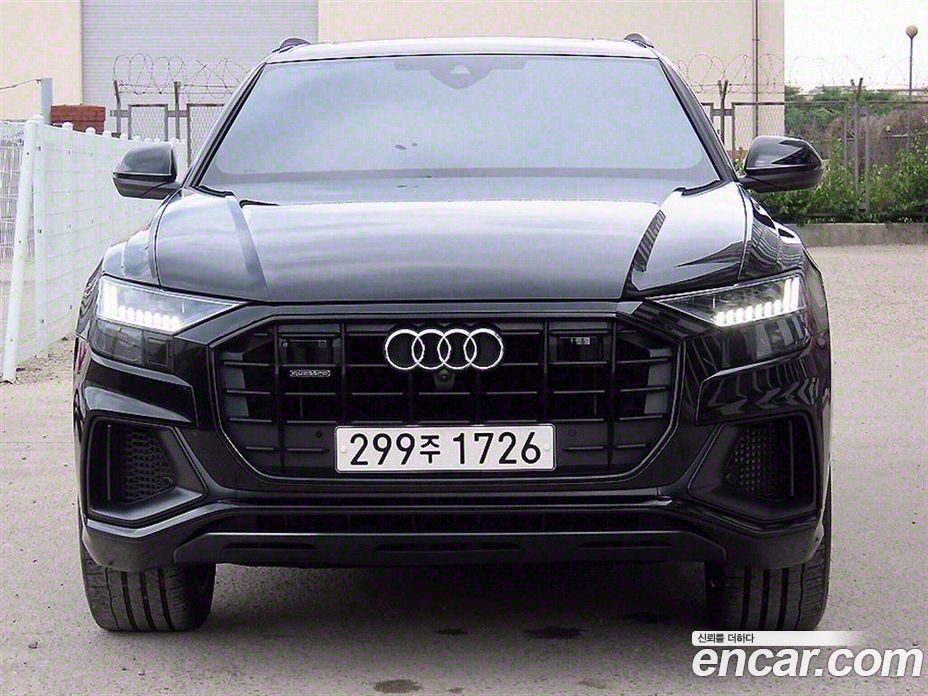 Audi Q8 55 TFSI Quattro Premium