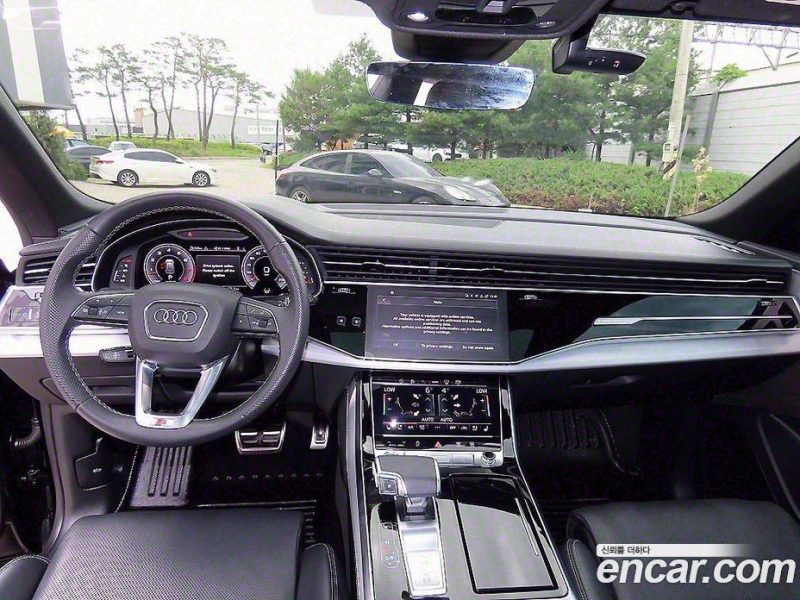 Audi Q8 55 TFSI Quattro Premium
