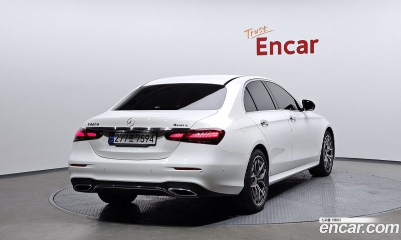 Mercedes Benz E-Class E220d 4MATIC AMG Line