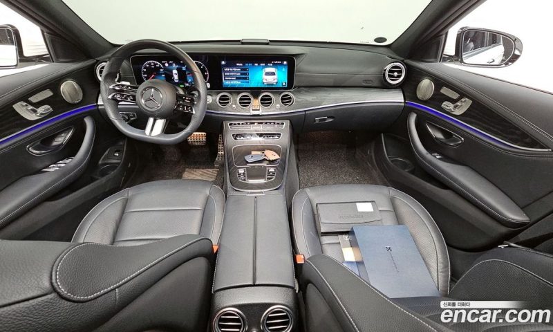Mercedes Benz E-Class E220d 4MATIC AMG Line