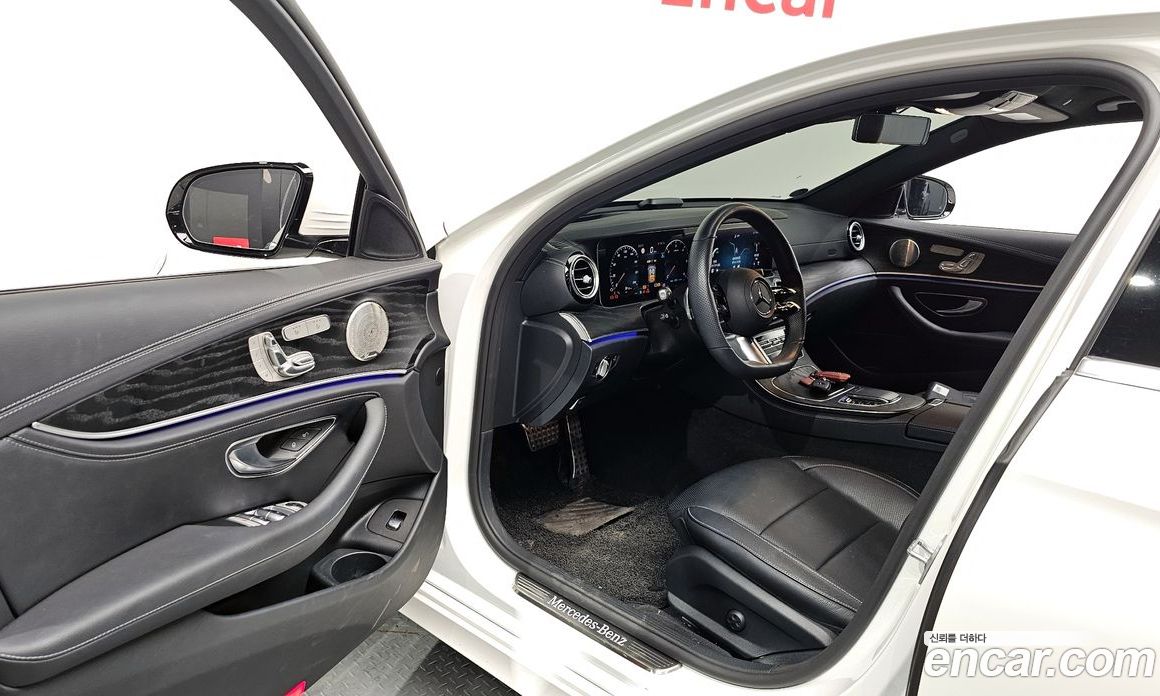 Mercedes Benz E-Class E220d 4MATIC AMG Line