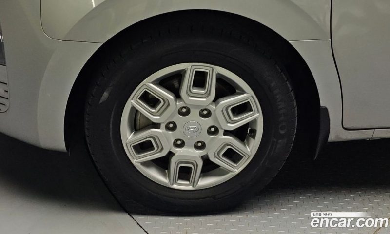 Hyundai Staria Cargo 5-Seater