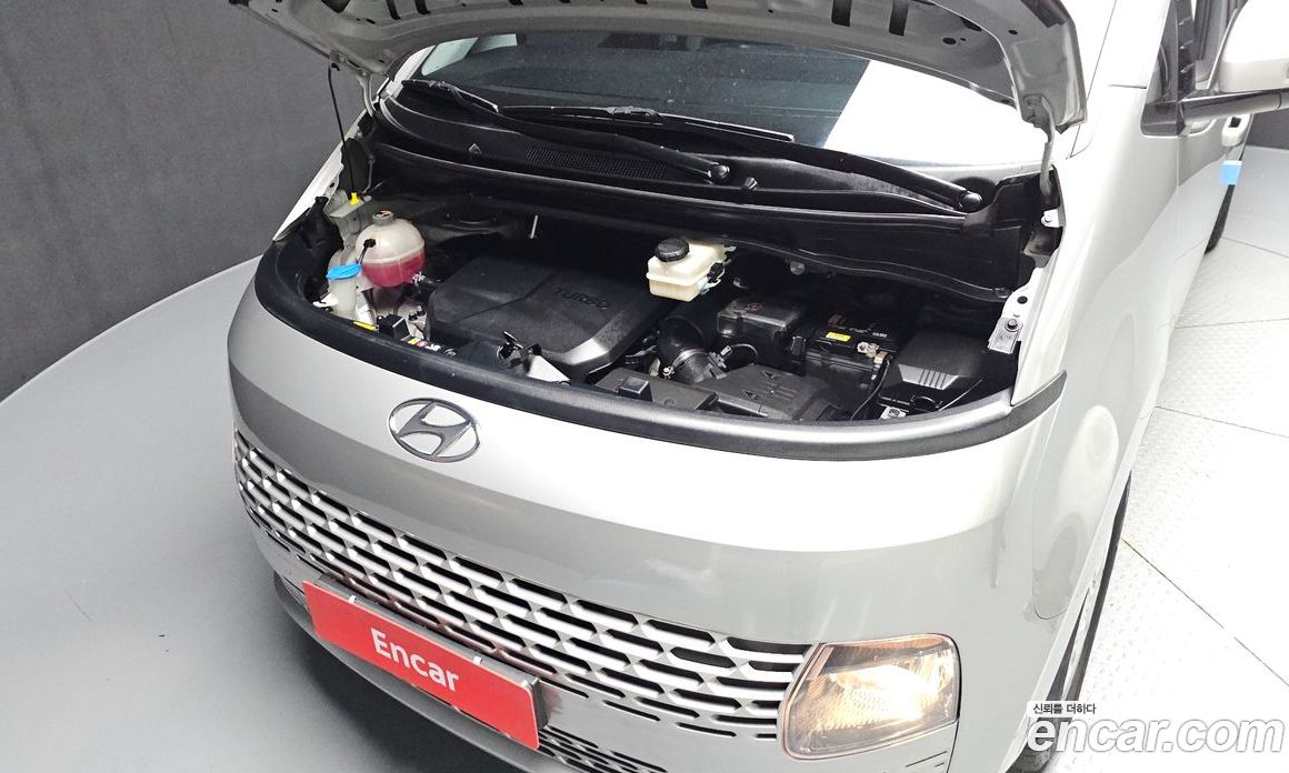 Hyundai Staria Cargo 5-Seater