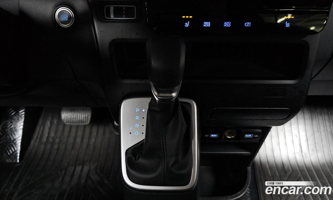 Hyundai Staria Cargo 5-Seater