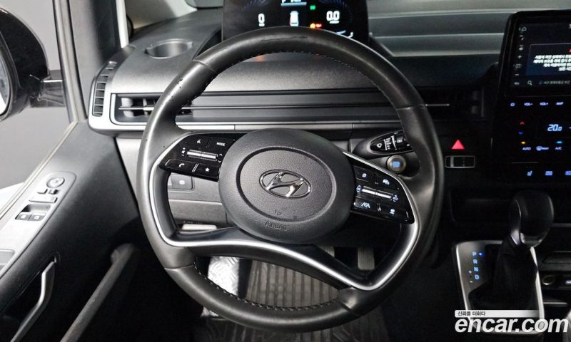 Hyundai Staria Cargo 5-Seater