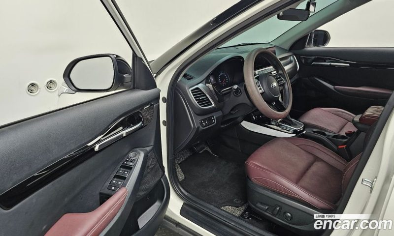 Kia Seltos Gasoline 1.6 Turbo 2WD