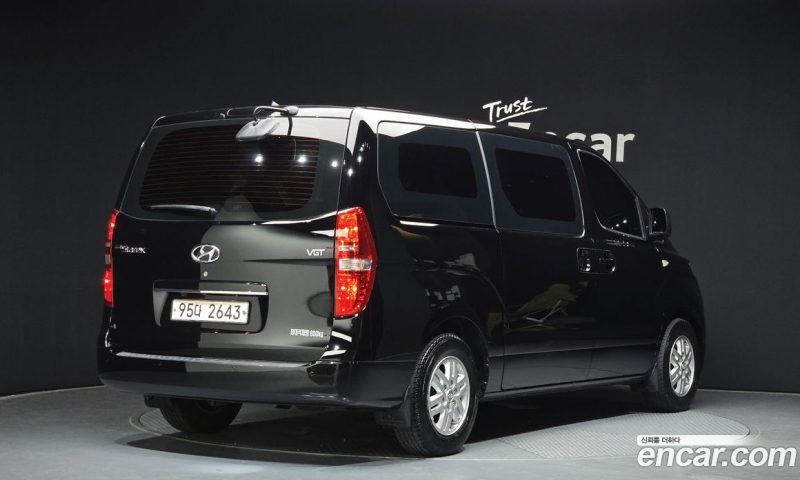 Hyundai Starex Van 3-Seater