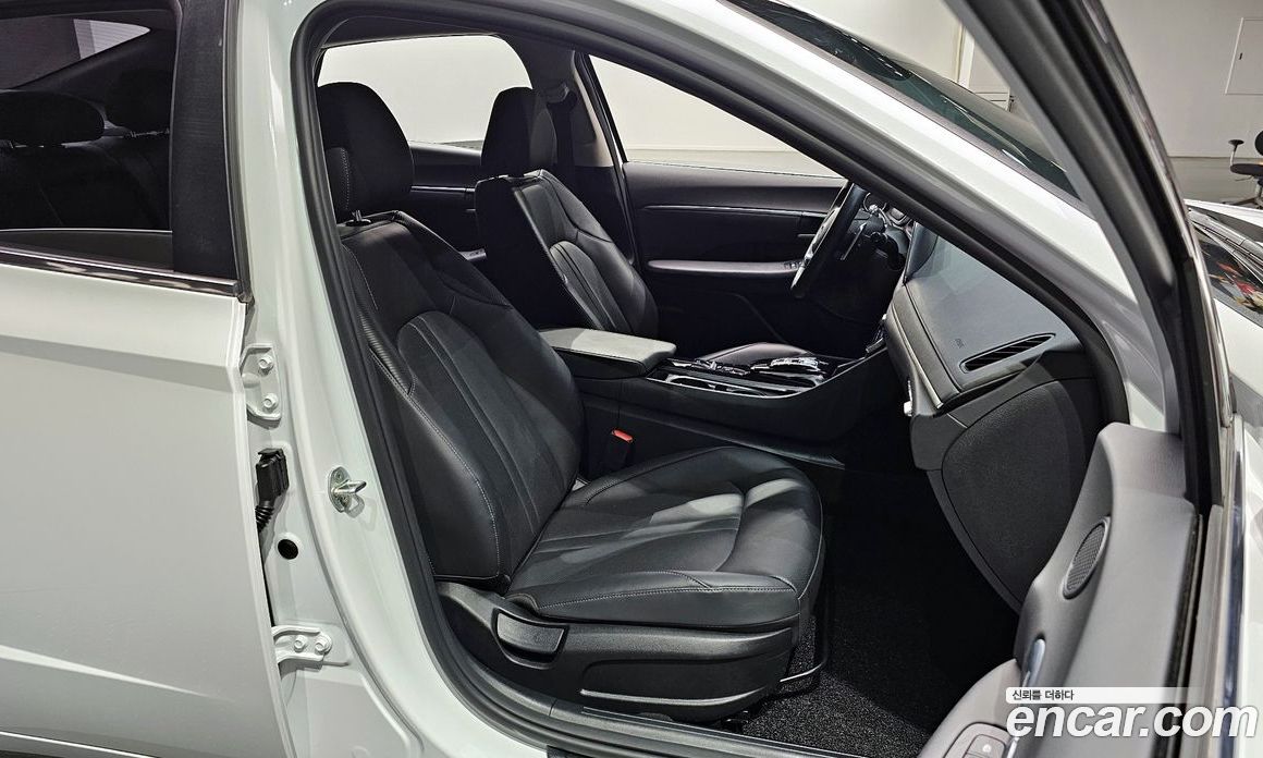 Hyundai Sonata 2.0