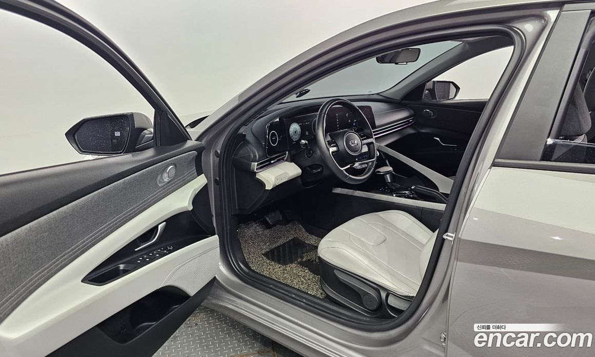 Hyundai Avante 1.6