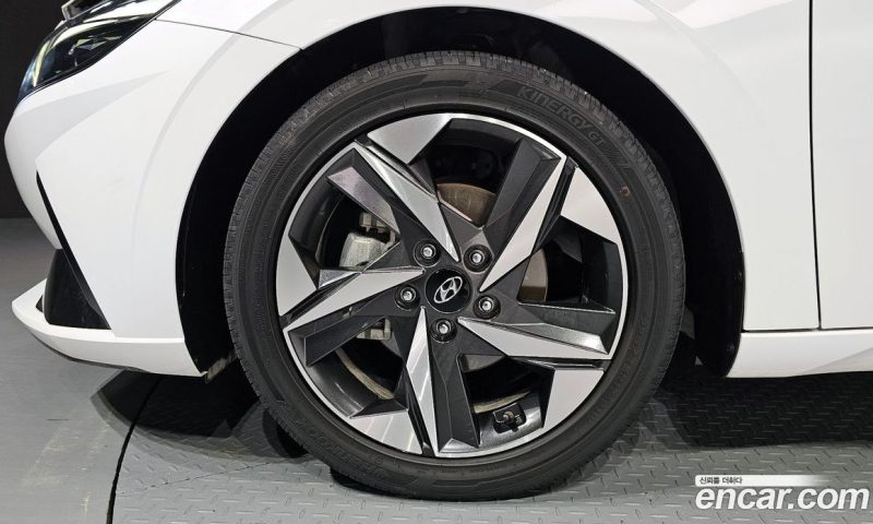 Hyundai Avante 1.6