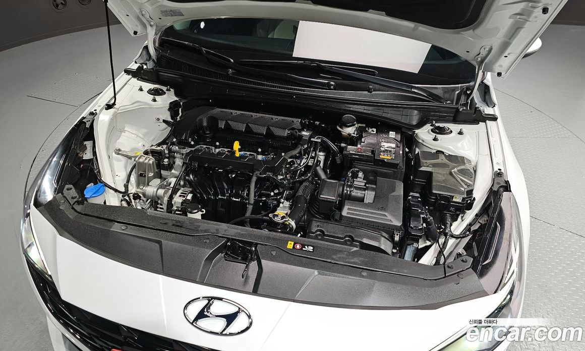Hyundai Avante 1.6