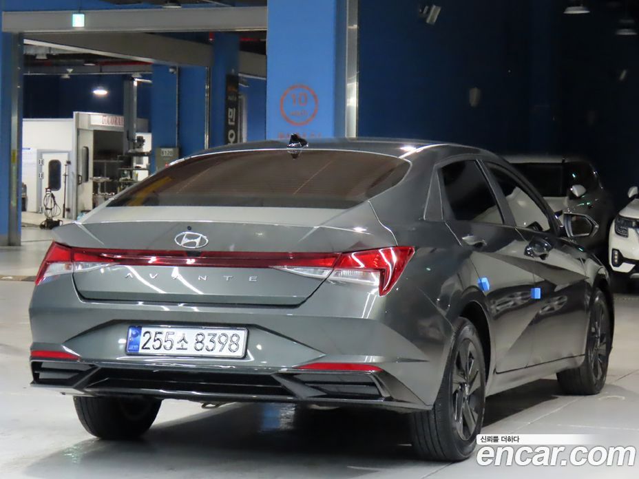 Hyundai Avante 1.6