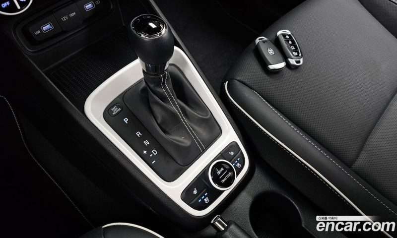 Hyundai Venue 1.6 Flux