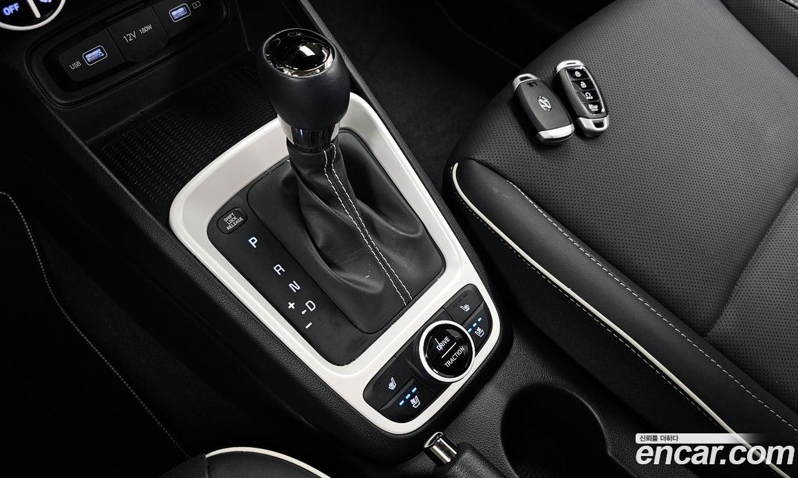 Hyundai Venue 1.6 Flux
