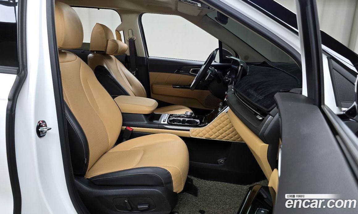 Kia Carnival 9-Seater Signature