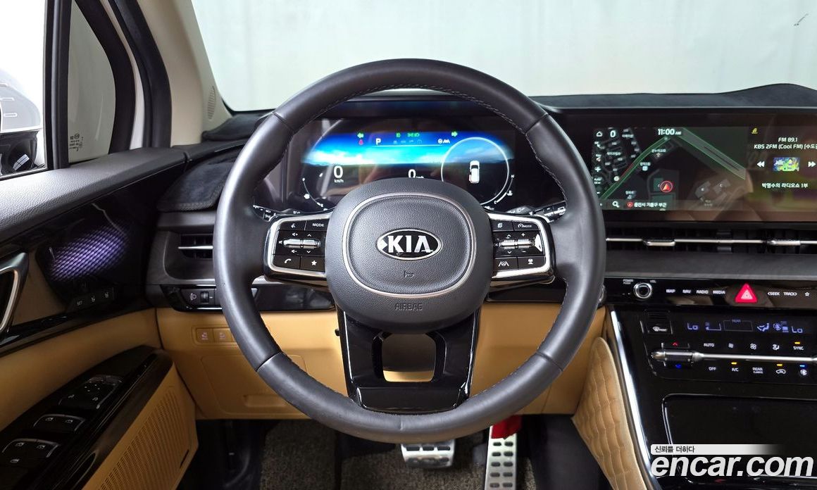 Kia Carnival 9-Seater Signature