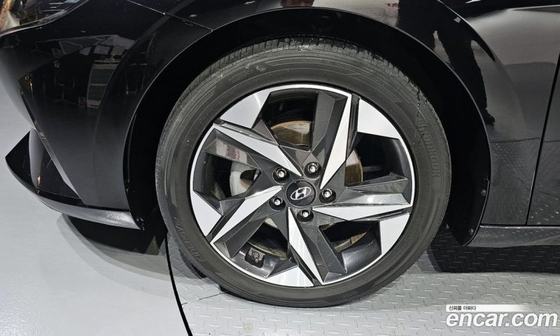 Hyundai Avante 1.6