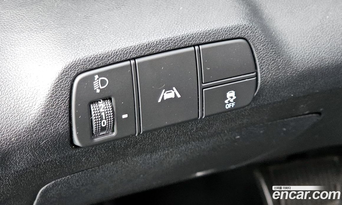 Hyundai Avante 1.6